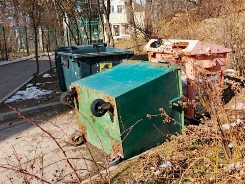 Мусорный контейнер неисправен: кто должен ремонтировать?.