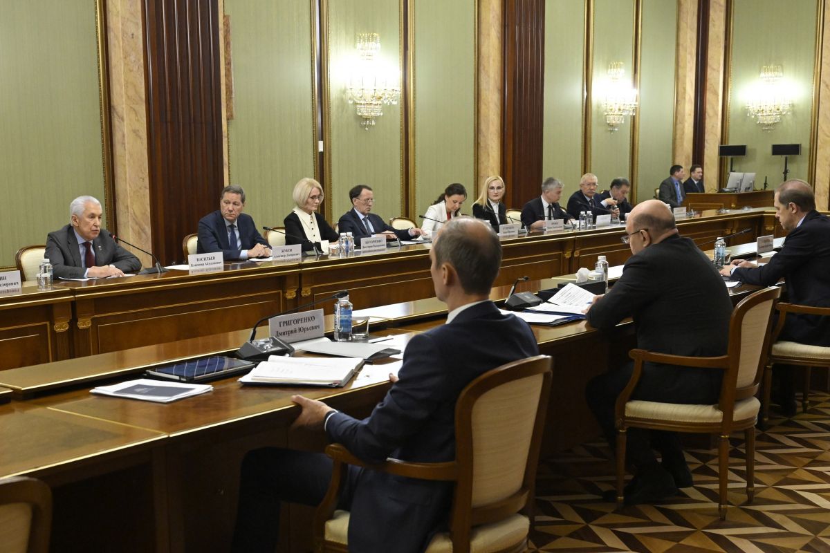 «Единая Россия» и Кабмин подвели промежуточные итоги работы по народной программе партии.