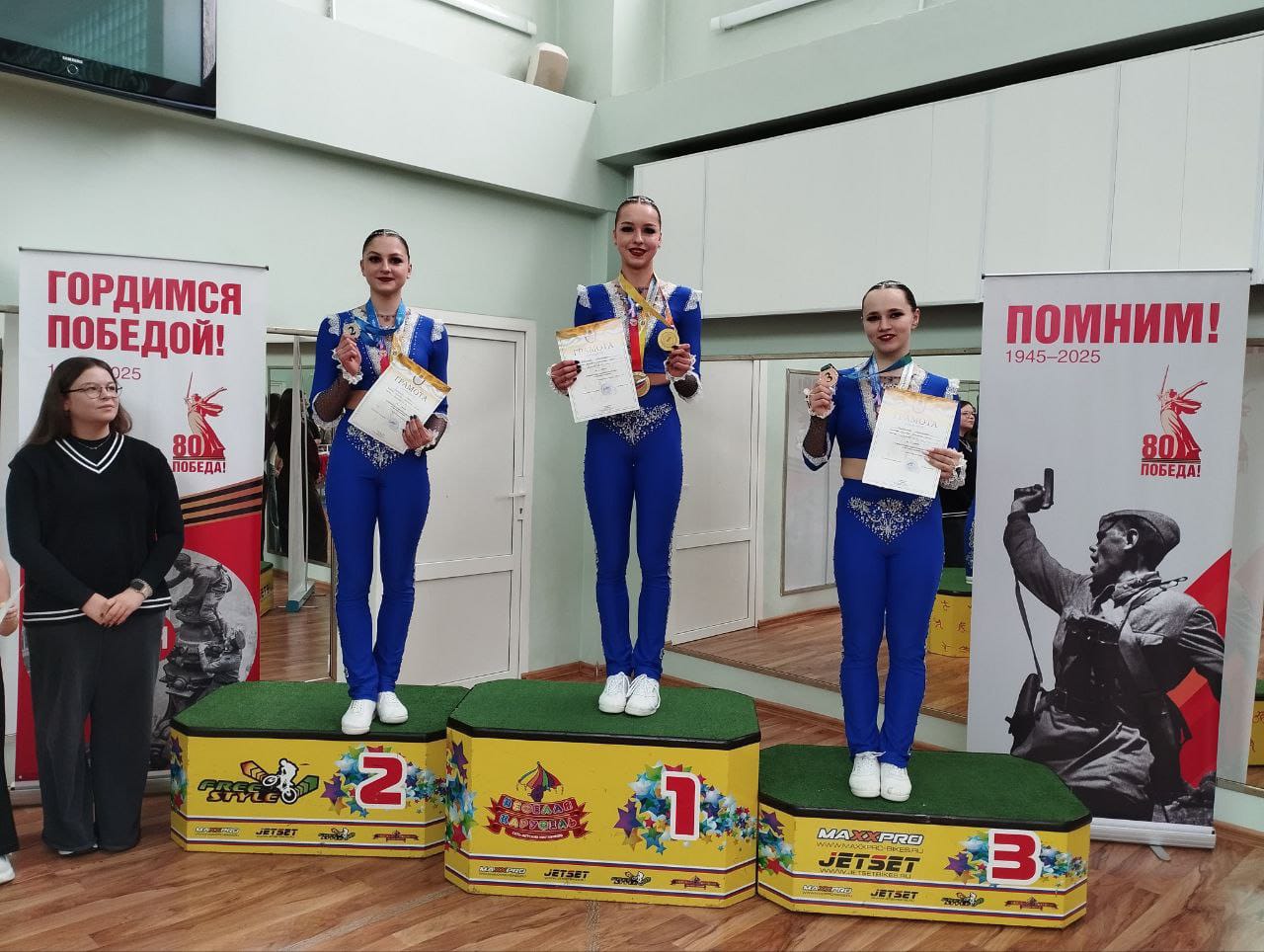 Спортивная копилка Пятигорска пополнилась новыми наградами: на краевых соревнованиях по фитнес-аэробике пятигорчане показали высокий уровень подготовки..