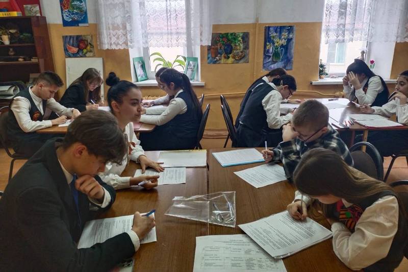 XXXV городская научно-исследовательская конференция школьников «КМВ – моя малая Родина» завершилась в Пятигорске.