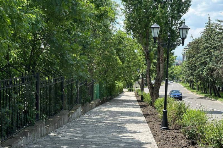 В Пятигорске продолжается благоустройство курортной зоны за счет средств курортного сбора.. В Пятигорске продолжается благоустройство курортной зоны за счет средств курортного сбора..