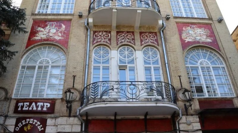 Коллектив Ставропольского государственного театра оперетты (Пятигорск) награжден орденом «За заслуги в культуре и искусстве». Коллектив Ставропольского государственного театра оперетты (Пятигорск) награжден орденом «За заслуги в культуре и искусстве».
