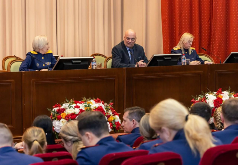 Помощник руководителя регионального следственного комитета России Ирина Говорова приняла участие в семинаре-совещании сотрудников, ответственных за взаимодействие со СМИ. . Помощник руководителя регионального следственного комитета России Ирина Говорова приняла участие в семинаре-совещании сотрудников, ответственных за взаимодействие со СМИ. .
