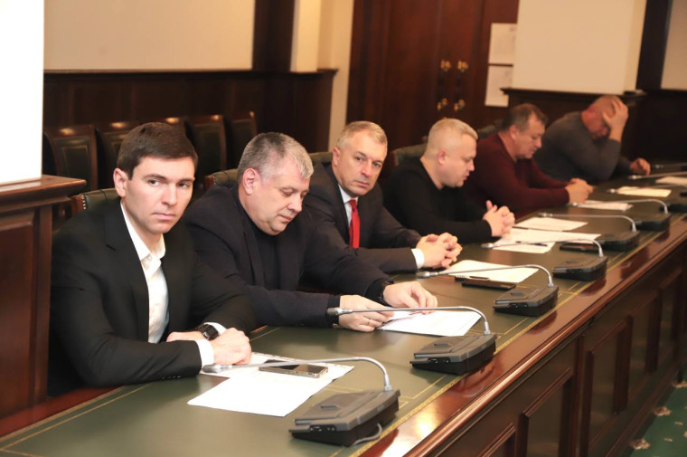 Пожарную безопасность при проведении новогодних и рождественских праздников обсудили на заседании городской комиссии по предупреждению и ликвидации ЧС в Пятигорске.. Пожарную безопасность при проведении новогодних и рождественских праздников обсудили на заседании городской комиссии по предупреждению и ликвидации ЧС в Пятигорске..