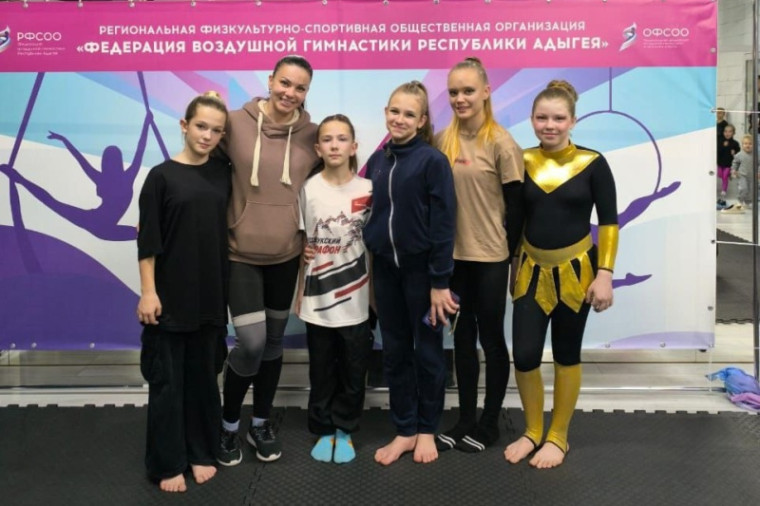 Воспитанницы студии «Альфа» выступили блестяще!. Воспитанницы студии «Альфа» выступили блестяще!.