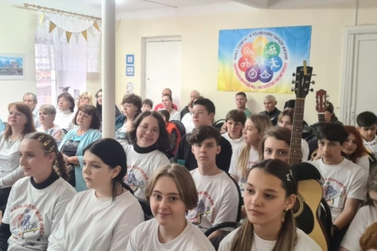 В Пятигорске клуб самодеятельной песни «Крокусы» отметил 30-летие.. В Пятигорске клуб самодеятельной песни «Крокусы» отметил 30-летие..
